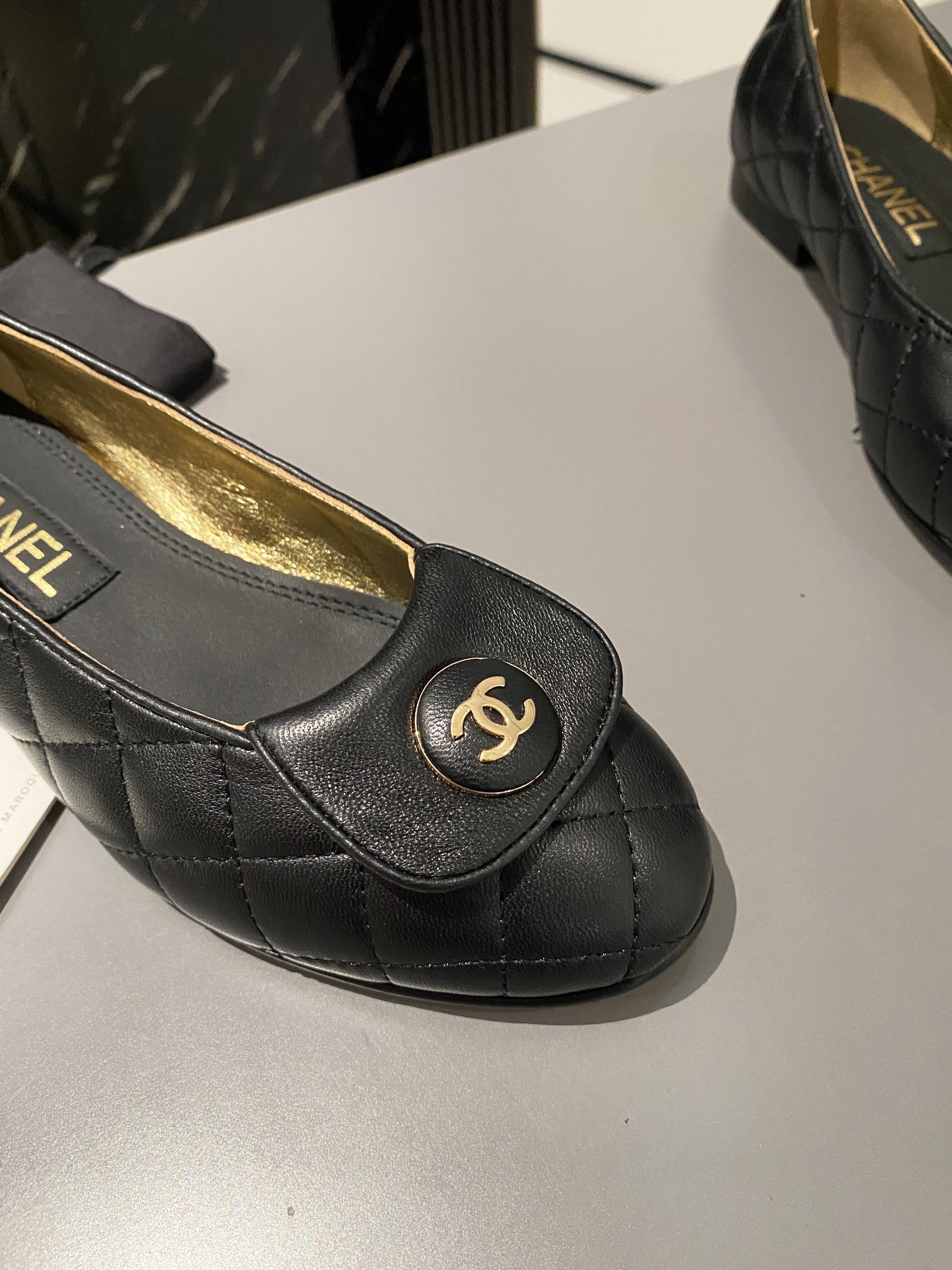 Women's high heels
